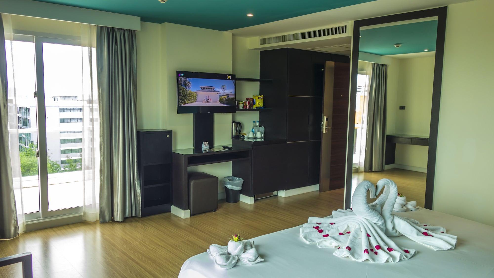 Unique Regency Pattaya Hotel Bagian luar foto